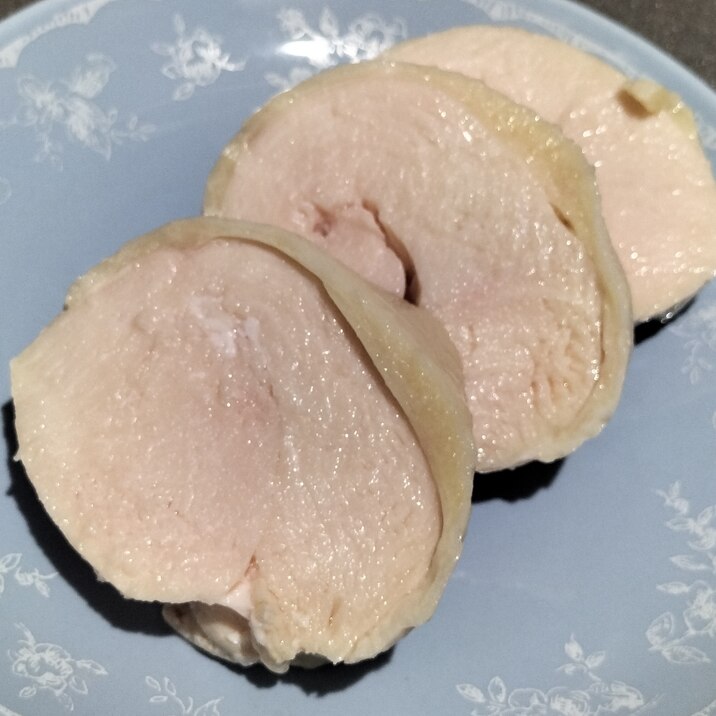 簡単作り置き♪鶏むね肉でヘルシー鶏ハム